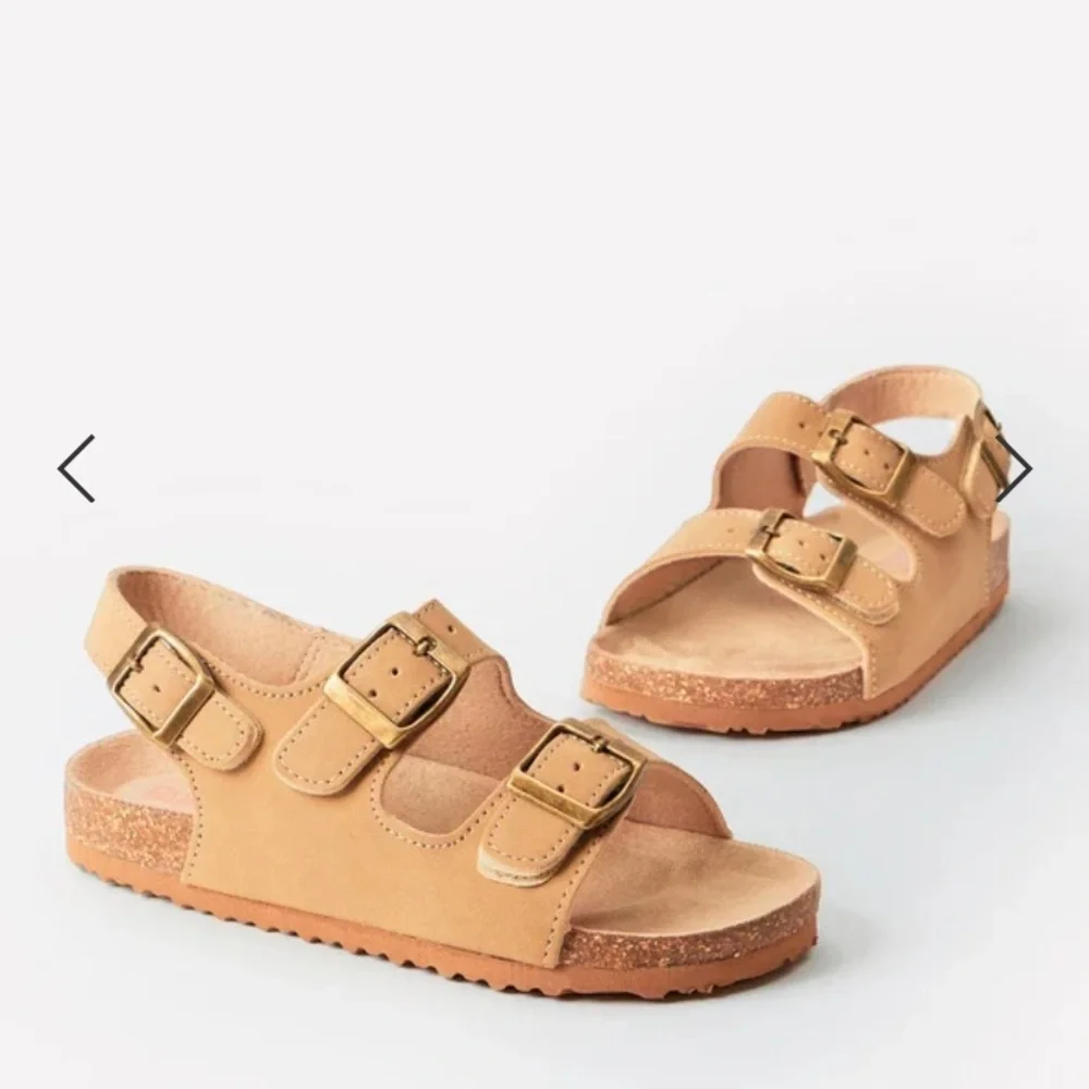 NWT FabKids Classic Cork Sole Buckle Sandal Tan‎ 10
